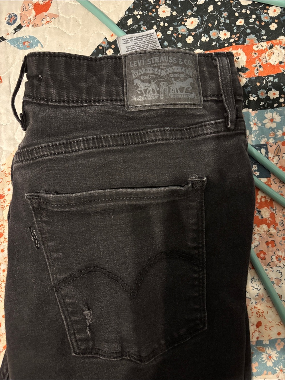 Levi's Women's Washed Black Skinny Jeans